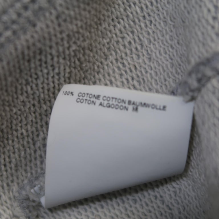 DSQUARED2 Size M Light Grey Logo Cotton Raglan Sweater For Sale at 1stdibs