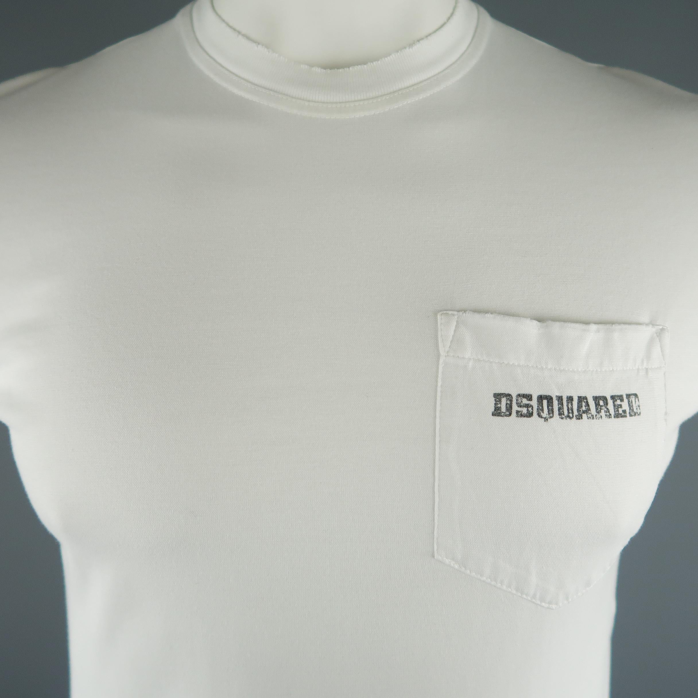 DSQUARED2 distressed T-shirt comes in a white solid cotton material, with a front pocket and a 