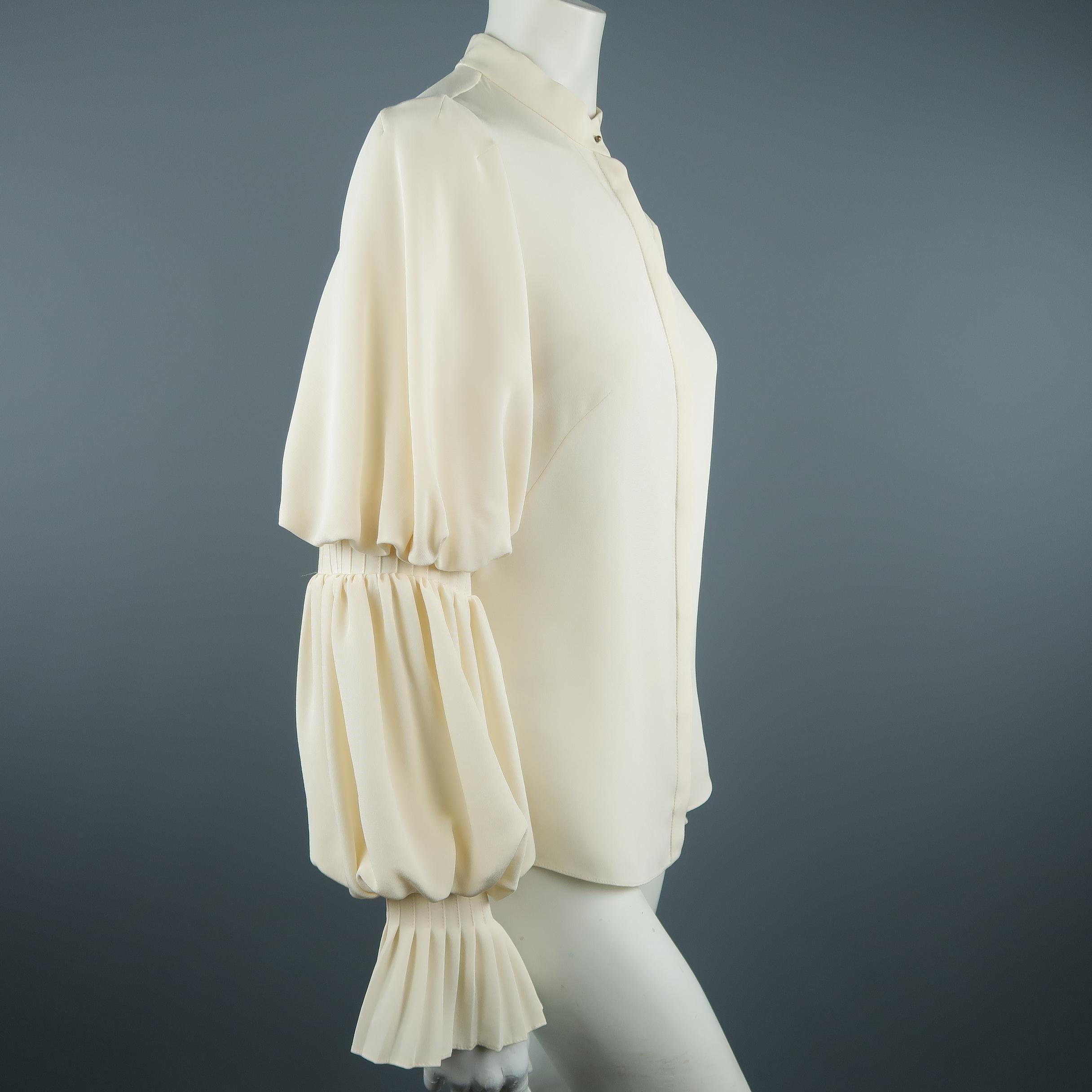 ALEXANDER MCQUEEN Size 4 Cream Silk Layered Bishop Ruffle Sleeve Blouse In Good Condition In San Francisco, CA