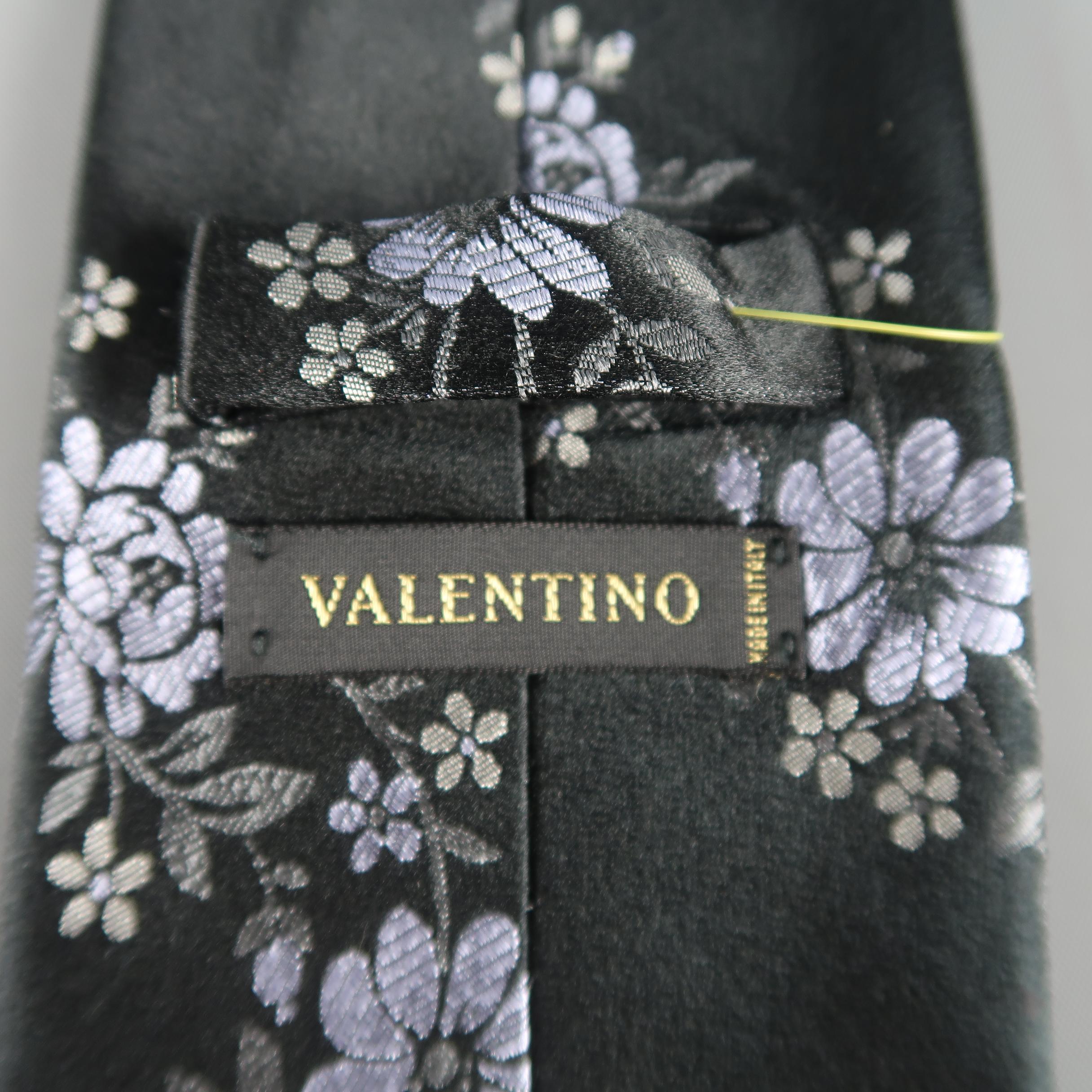 VALENTINO Black Lavender Flowers Silk Floral Tie In Excellent Condition In San Francisco, CA