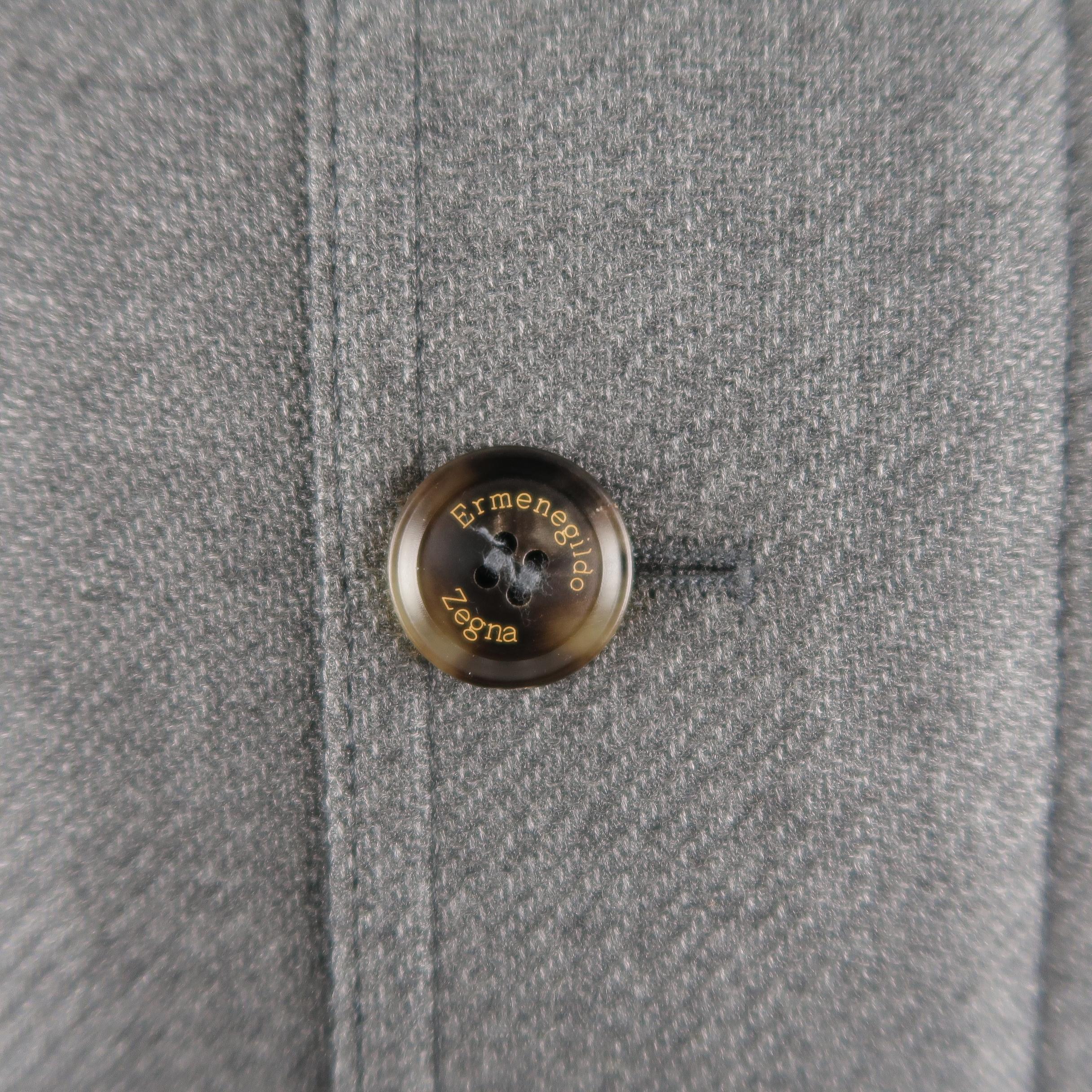 ERMENEGILDO ZEGNA L Gray Cashmere / Silk Collared Button Placket Car Coat In New Condition In San Francisco, CA