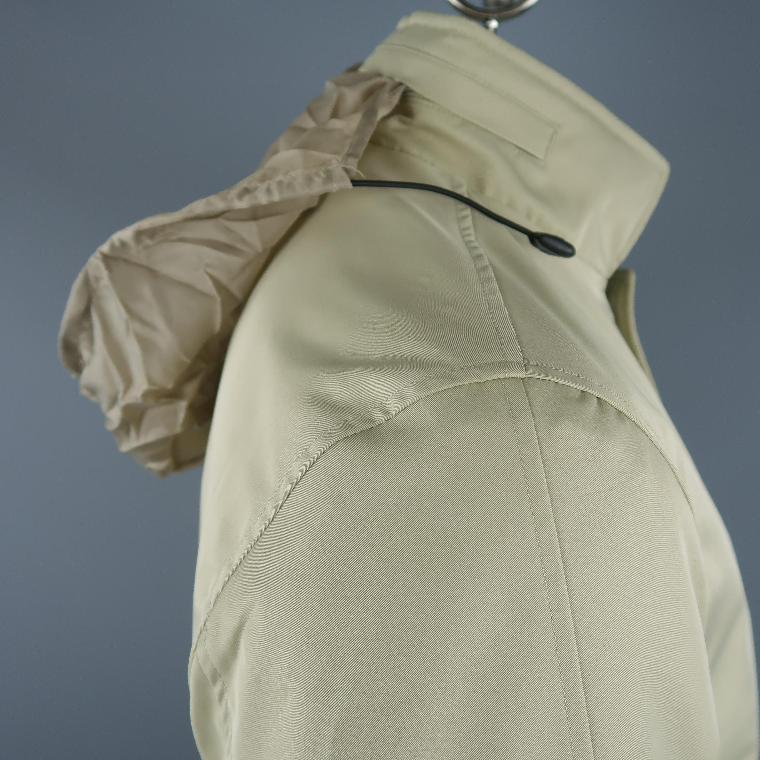 EREDI PISANO L Khaki Cotton Twill Zip Hood Detachable Liner Rain Coat In New Condition In San Francisco, CA