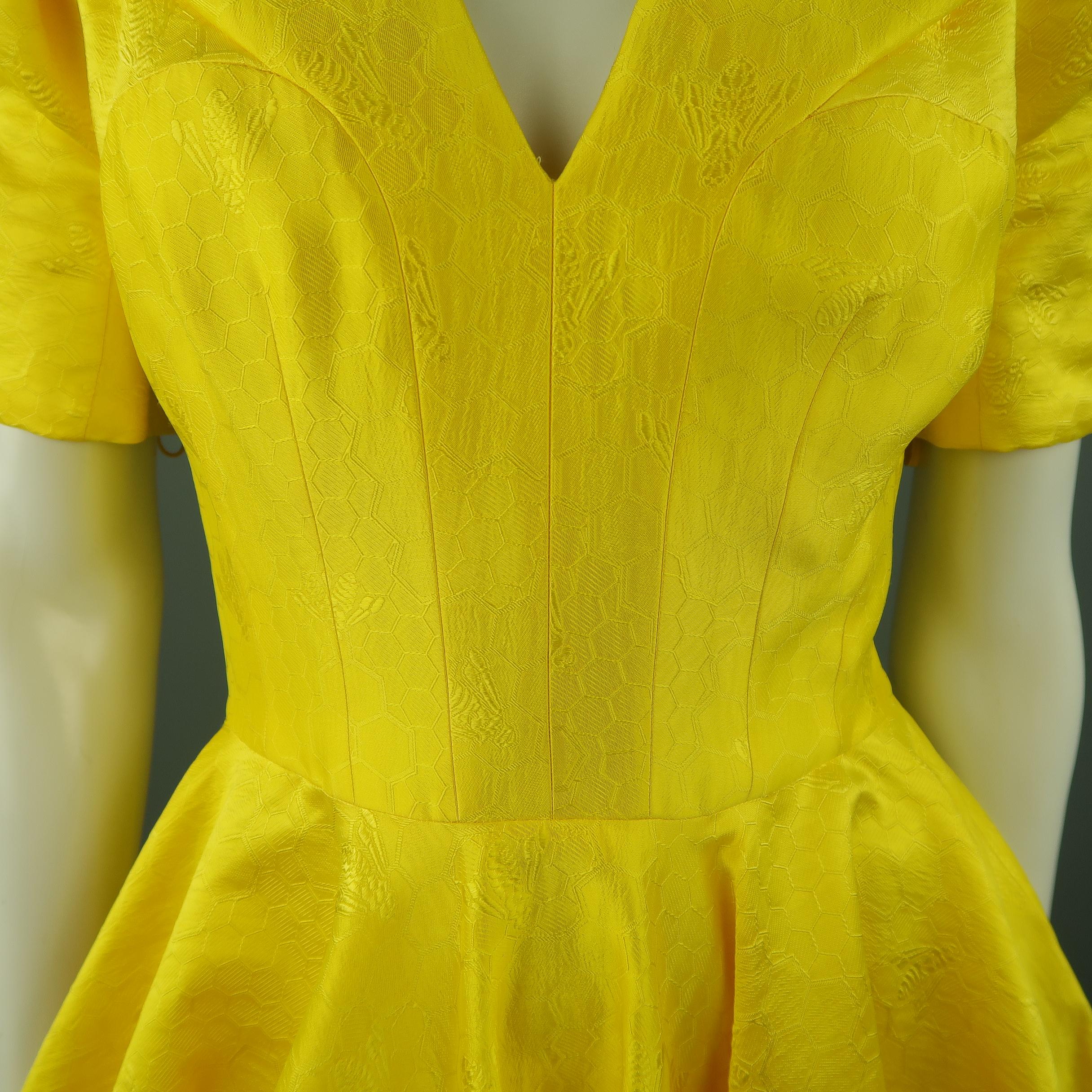 Women's ALEXANDER MCQUEEN - Spring 2013 Runway 8 Yellow Silk Off Shoulder Cocktail Dress