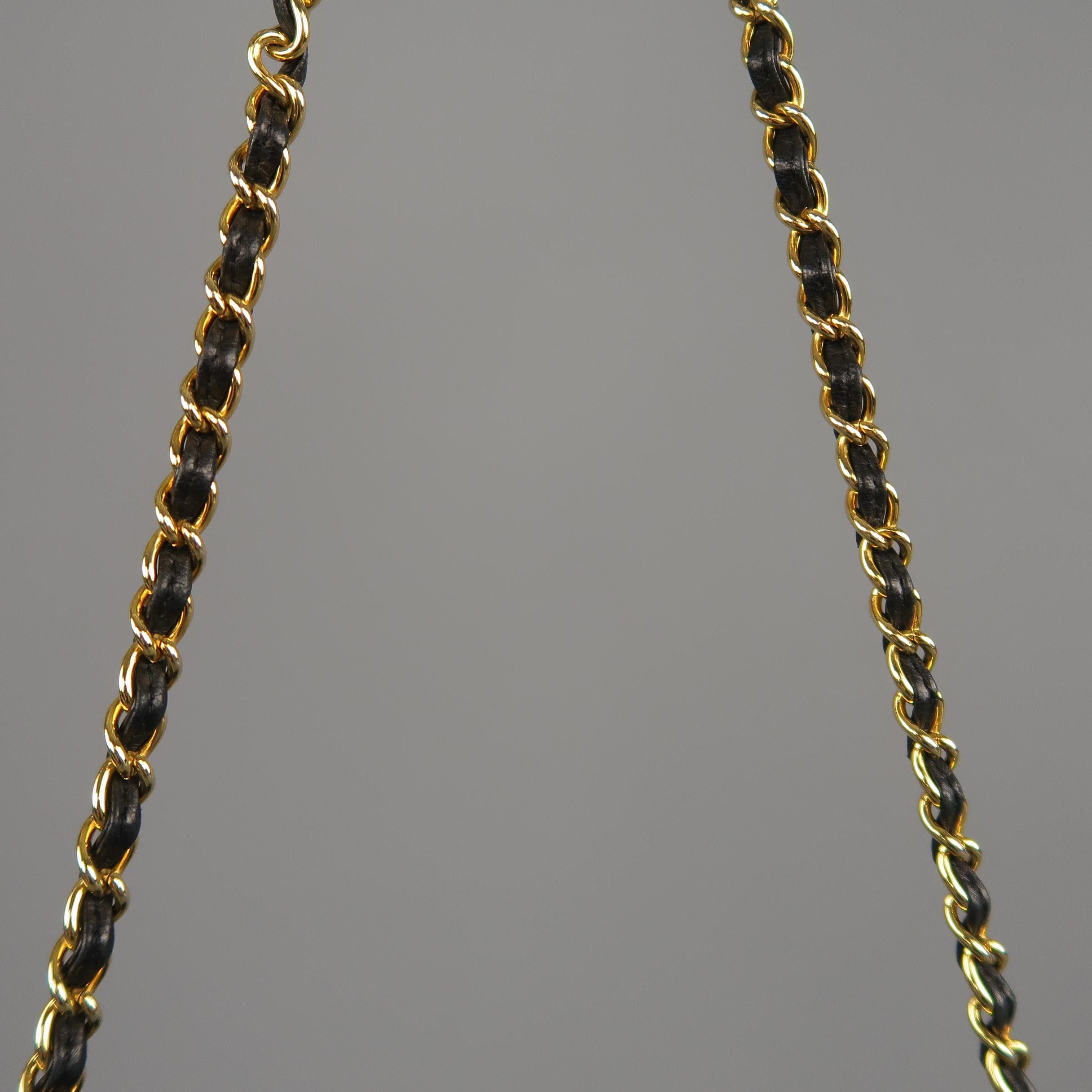 Vintage CHANEL Black Quilted Lizard Leather Gold Chain Strap Shoulder Handbag 4