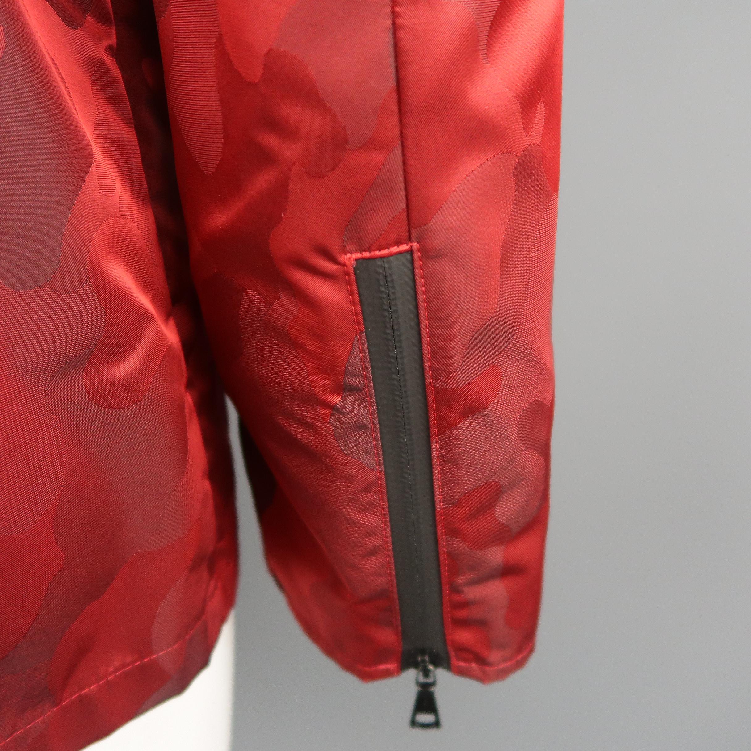 JOHN VARVATOS 44 Red Camouflage Jacquard Zip Hood Collar Jacket 2