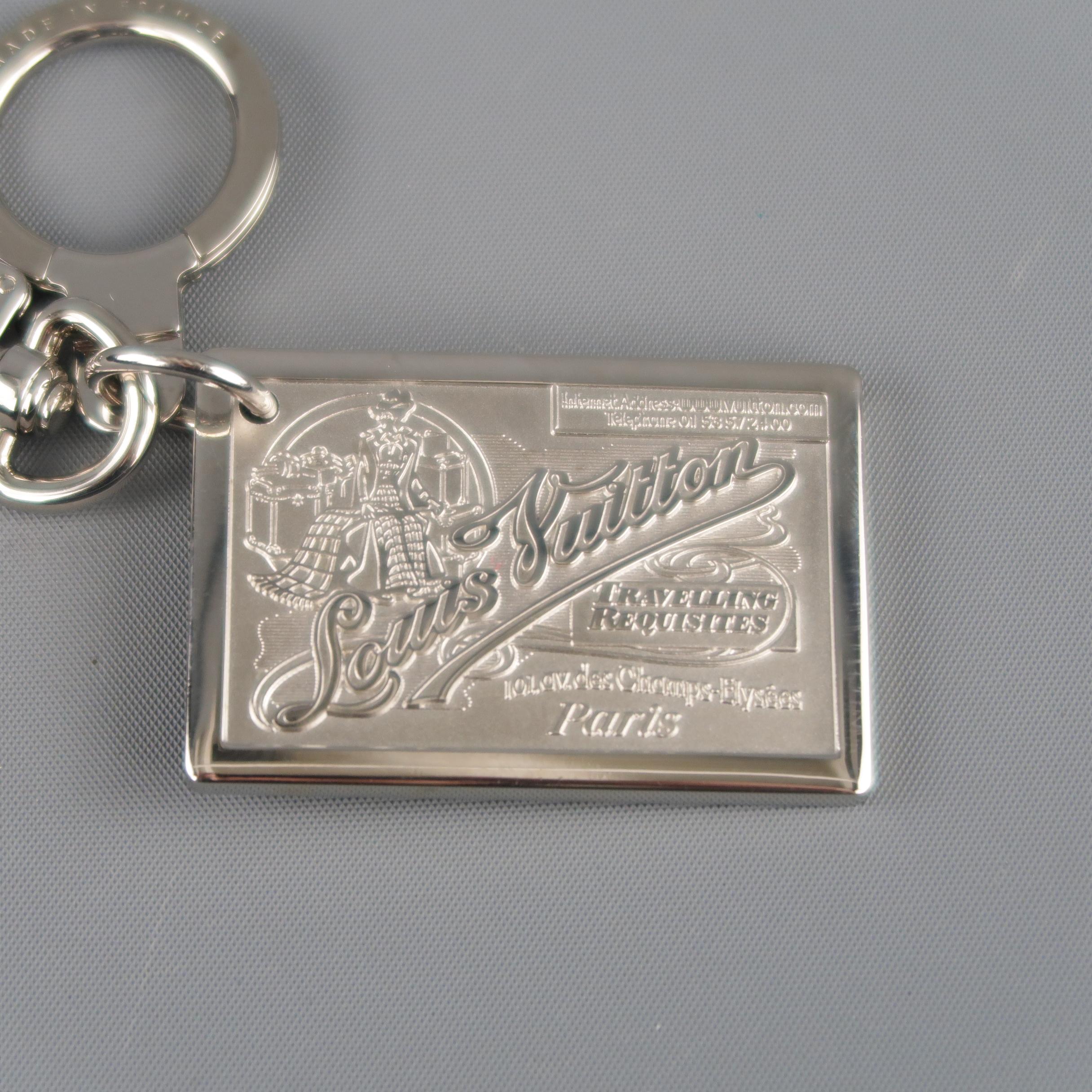 LOUIS VUITTON key chain comes in glossy silver tone metal with 