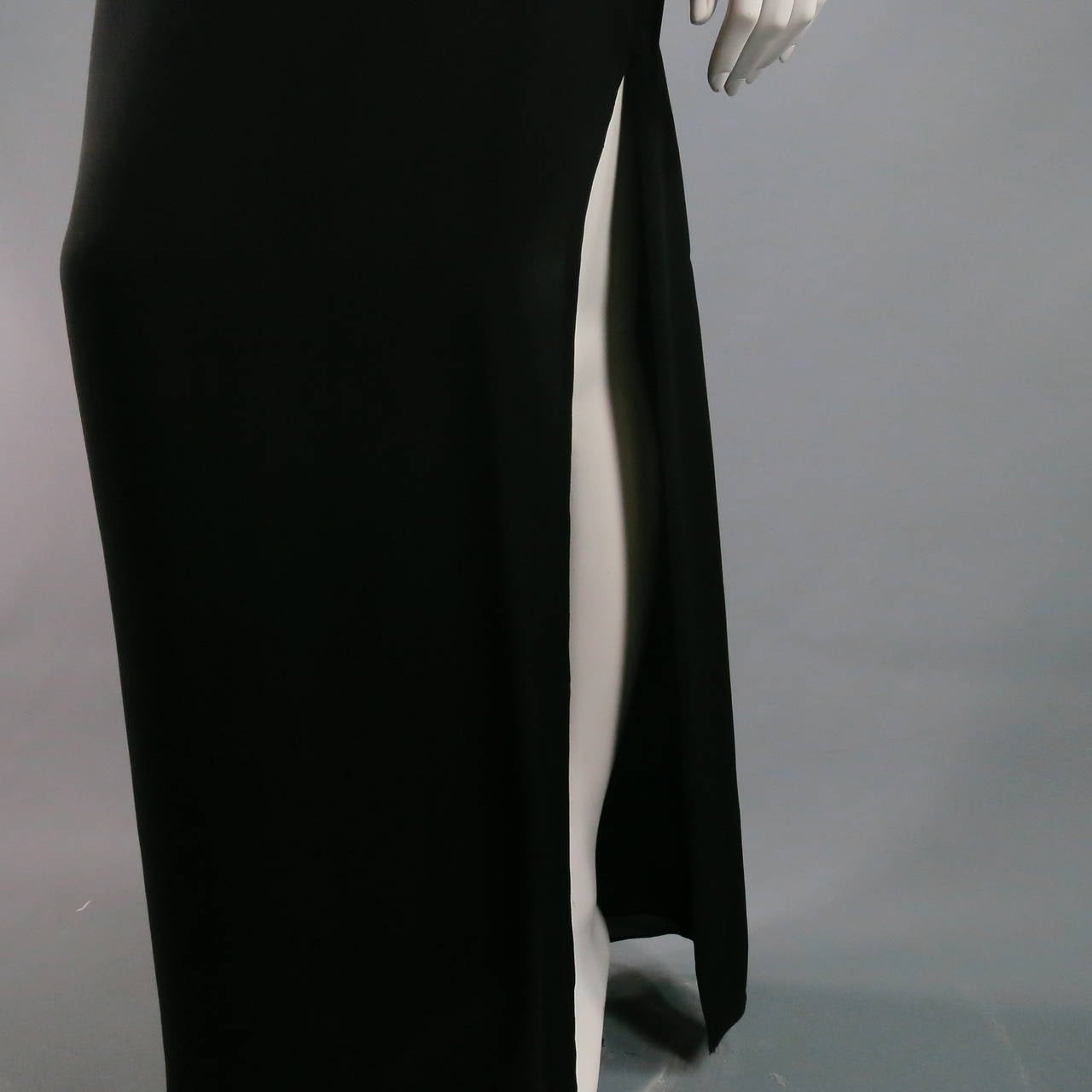 Richard Tyler Dress - Gown - Black Jersey Gown / Evening Wear Dress, 1990s  In Excellent Condition In San Francisco, CA
