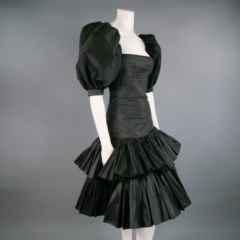 1980's OSCAR DE LA RENTA Size 8 Black Silk Pleated Ruffled Cocktail Dress 1