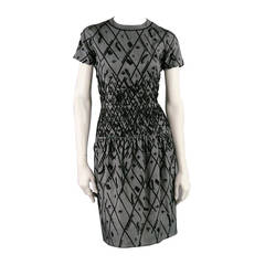 2011's OSCAR DE LA RENTA Size 6 Gray Floral Embroidered  Wool Dress