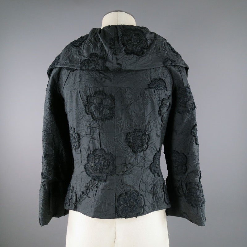 Women's 2006s CHANEL Size 6 Black Silk Blend Floral Shall Collar Jacket