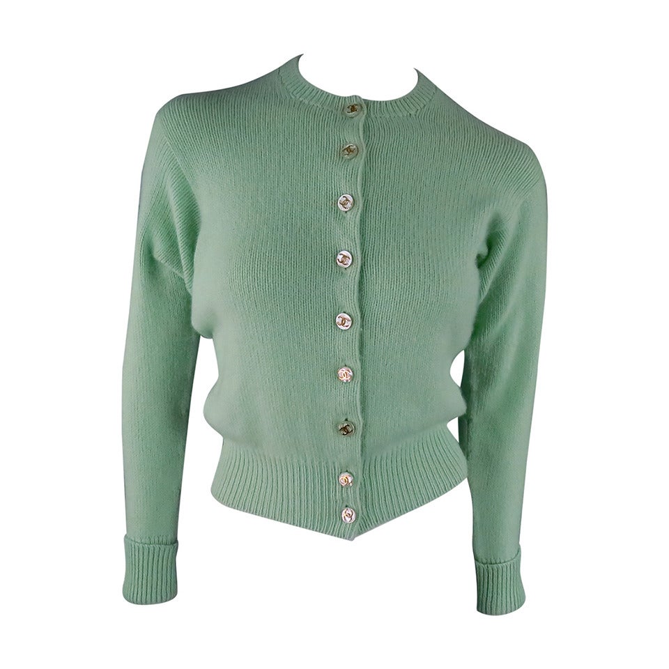 Vintage CHANEL Size M Mint Green Cashmere Cardigan