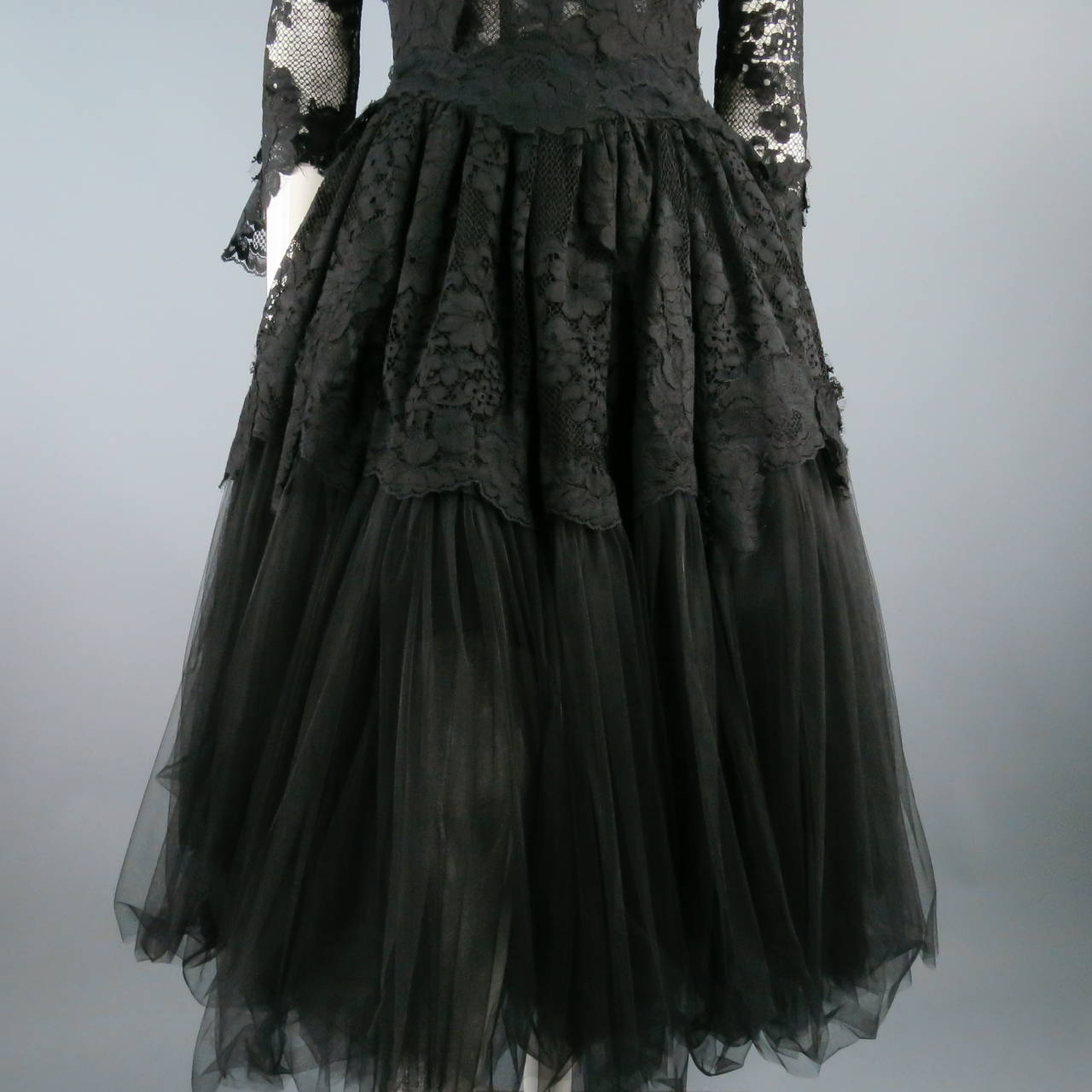 DOLCE & GABBANA Size 6 Black Lace Cocktail Dress 4