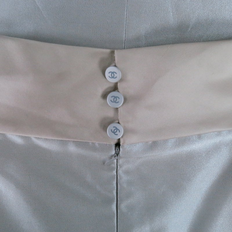 1990's CHANEL Size 6 Silver Silk Blend Futuristic Cocktail Dress 4