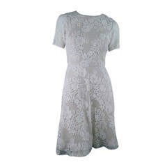 MONIQUE LHUILLIER Size 4 Off White Crochet Lace Cocktail Dress