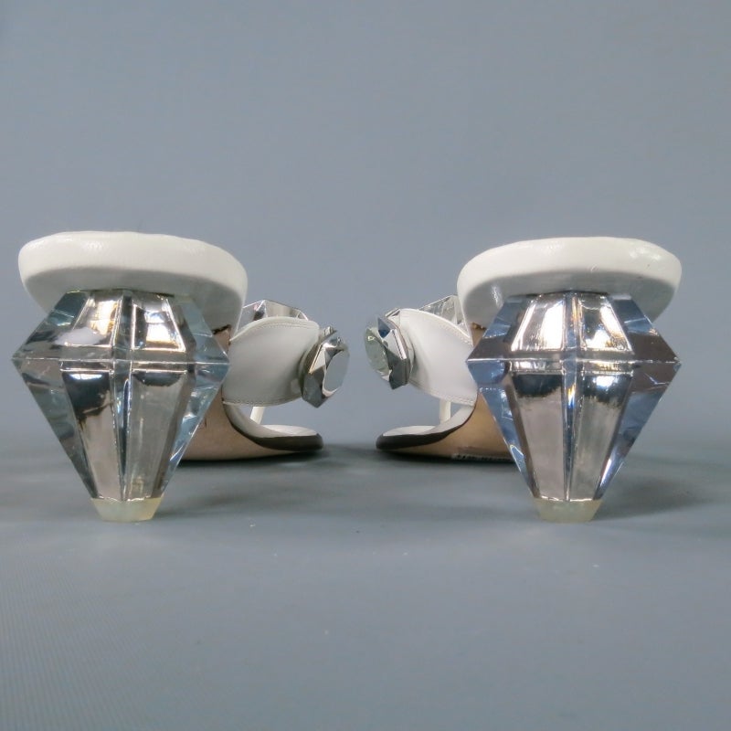 Women's MARC JACOBS -Diamond Jewel Pop Art-  Size 8.5 White Leather Sandals