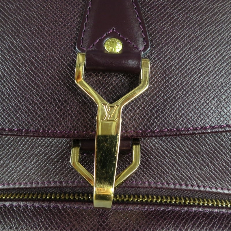 LOUIS VUITTON Acajou Taiga Textured Leather Burgundy CASSIAR Back Pack 2