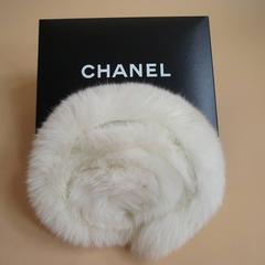 Vintage CHANEL Off White Rabbit Fur Stole Scarf in Box