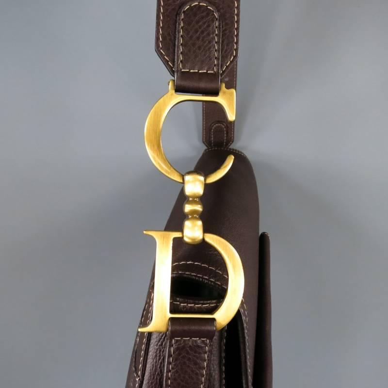 saddle shaped bag