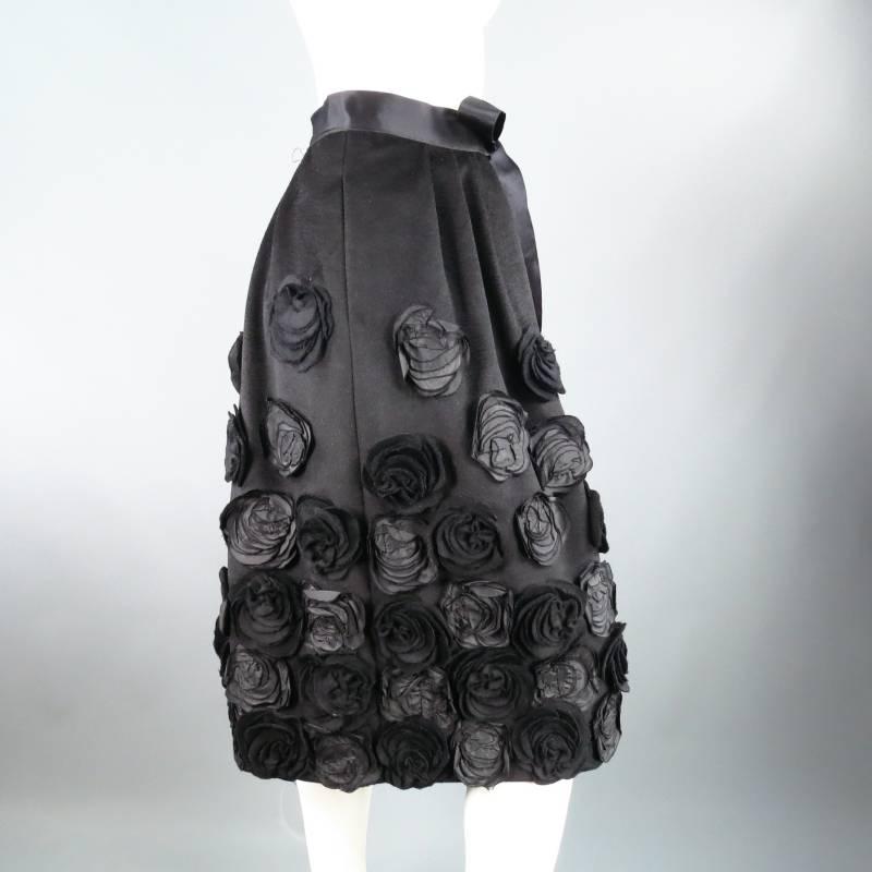 OSCAR DE LA RENTA Size 6 Black Wool / Angora Floral Embellished Skirt 2006 4
