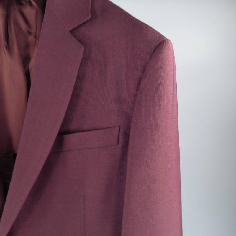 PRADA 36 Regular Burgundy Mohair / Wool Slim Notch Lapel 31 30 Suit In Excellent Condition In San Francisco, CA