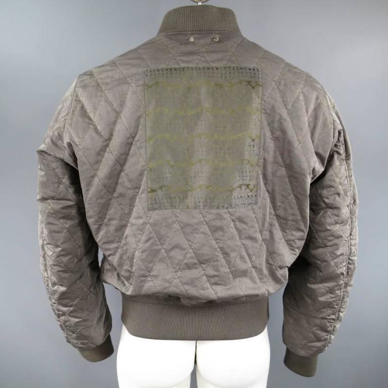 LOUIS VUITTON 42 Grey and Olive Reversible Quilted Bomber Pre-Fall 15 Jacket at 1stdibs