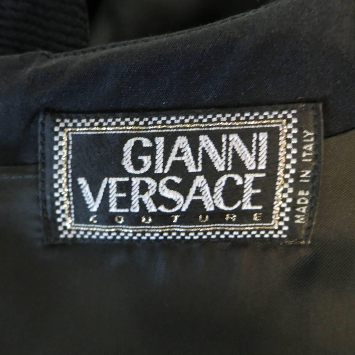 GIANNI VERSACE COUTURE 1990s Size 8 Black Virgin Wool / Silk Shift Dress 2