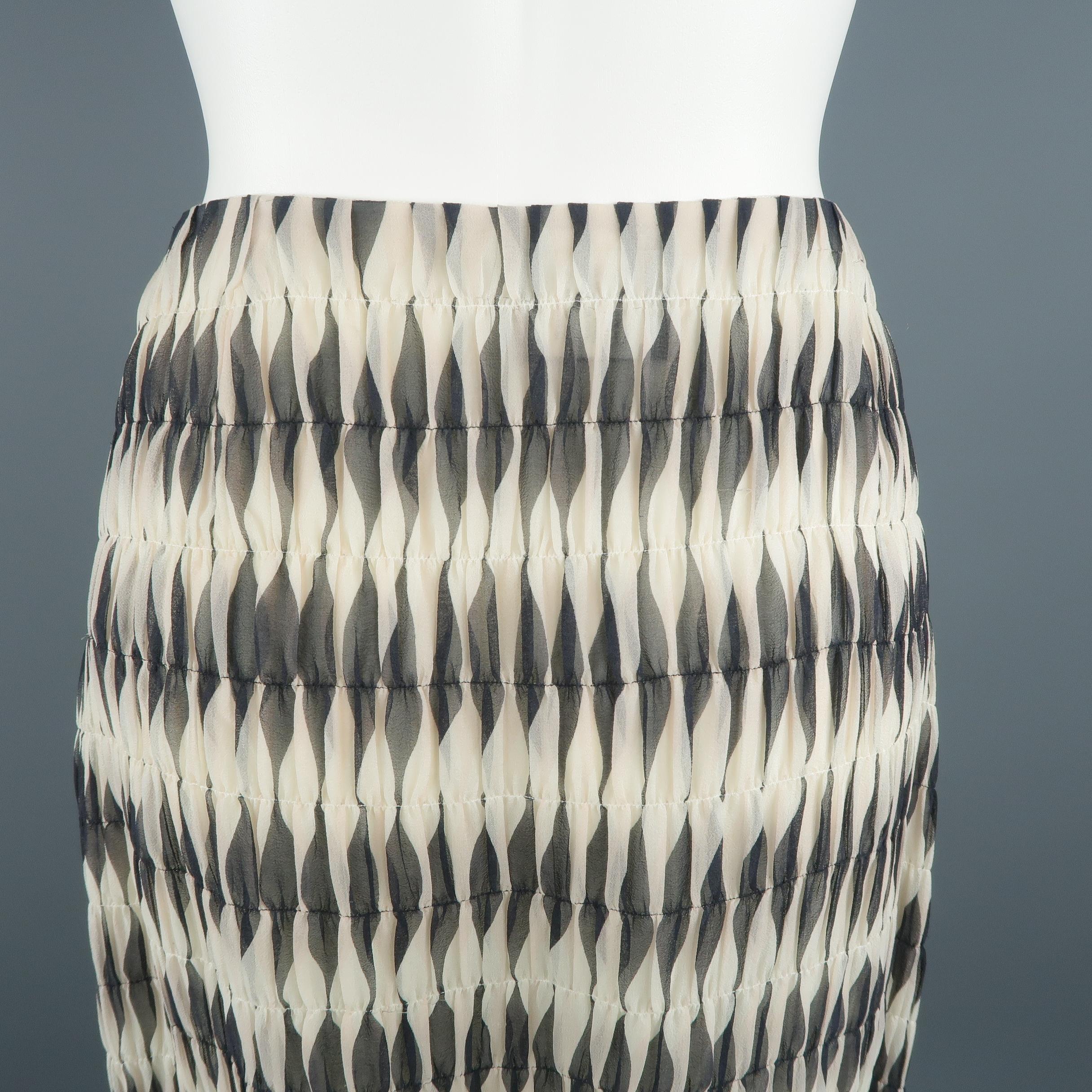 AKRIS Size 8 Black & White Geometric Print Silk Skirt 1