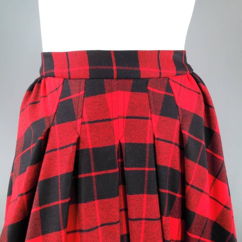 Women's D&G Size 2 Red & Black Plaid Lana Wool Pleated Crinoline Skirt