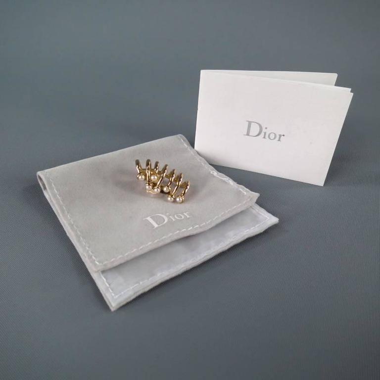DIOR Gold Pearl Ear Clip On Cuff Earring at 1stDibs dior ear cuff
