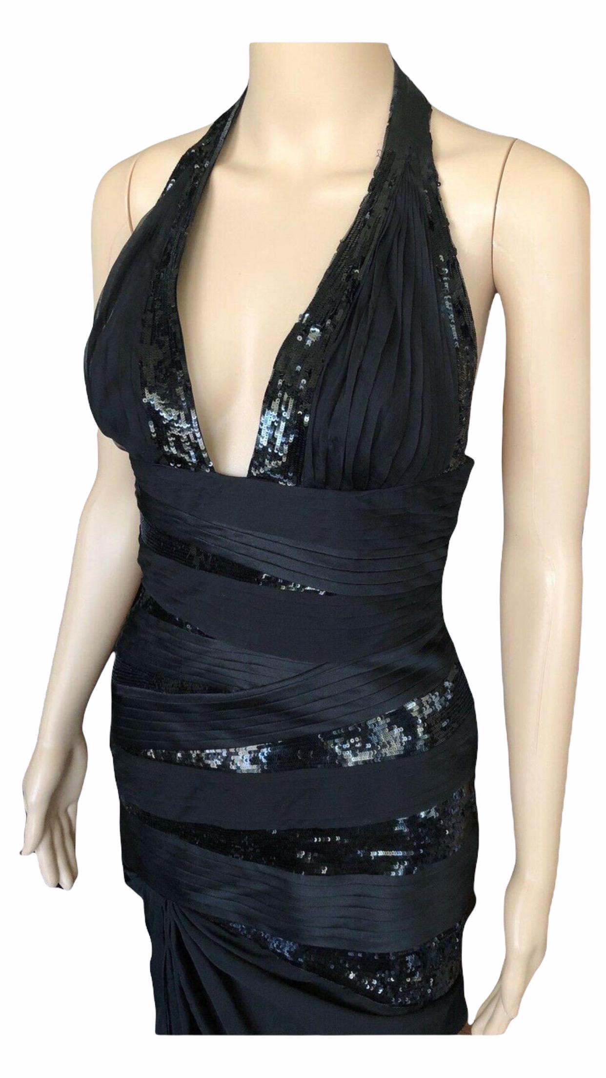 Versace $20, 905 F/W 2006 Runway Black Plunging Neckline Embellished Dress Gown  For Sale 2