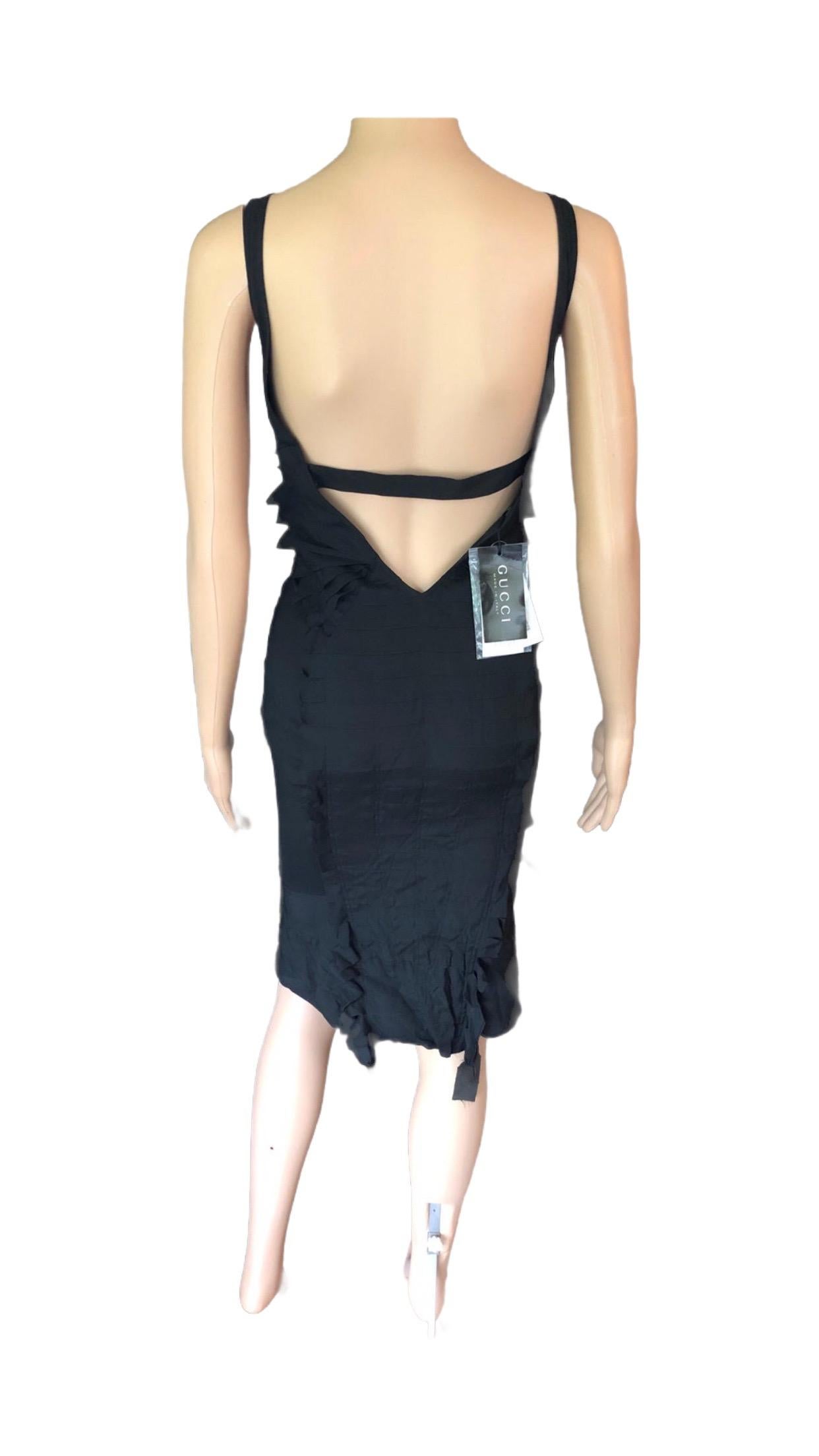 Schwarzes Kleid mit Ausschnitt von Gucci by Tom Ford, S/S 2004 im Angebot 7