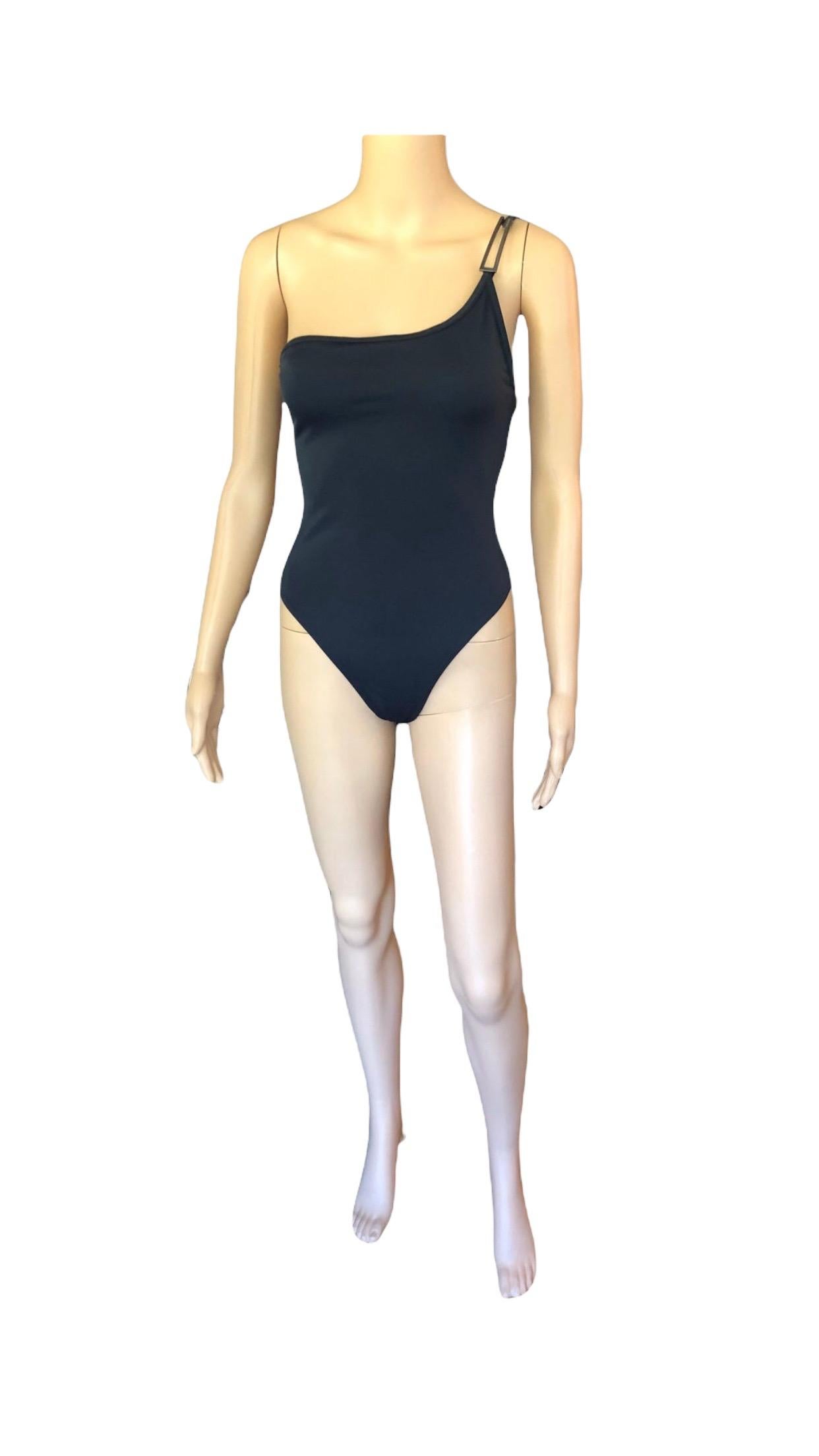 Tom Ford for Gucci S/S 1998 Runway G Logo One Shoulder Black Bodysuit Swimsuit  5