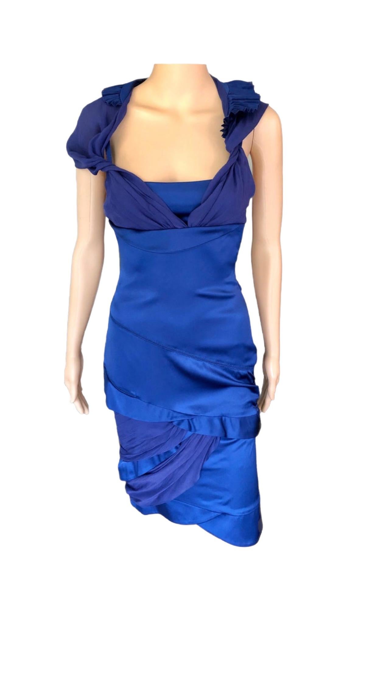 Gucci F/W 2005 Runway Plunging Neckline Cutout Back Silk Blue Dress For Sale 11