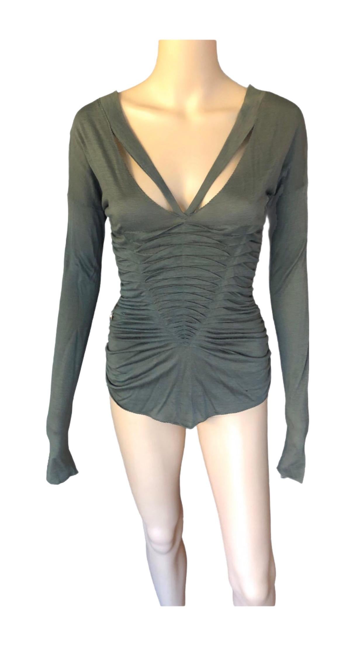Gray Gucci by Tom Ford S/S 2004 Plunging Ruched Long Sleeve Sweater Top  For Sale
