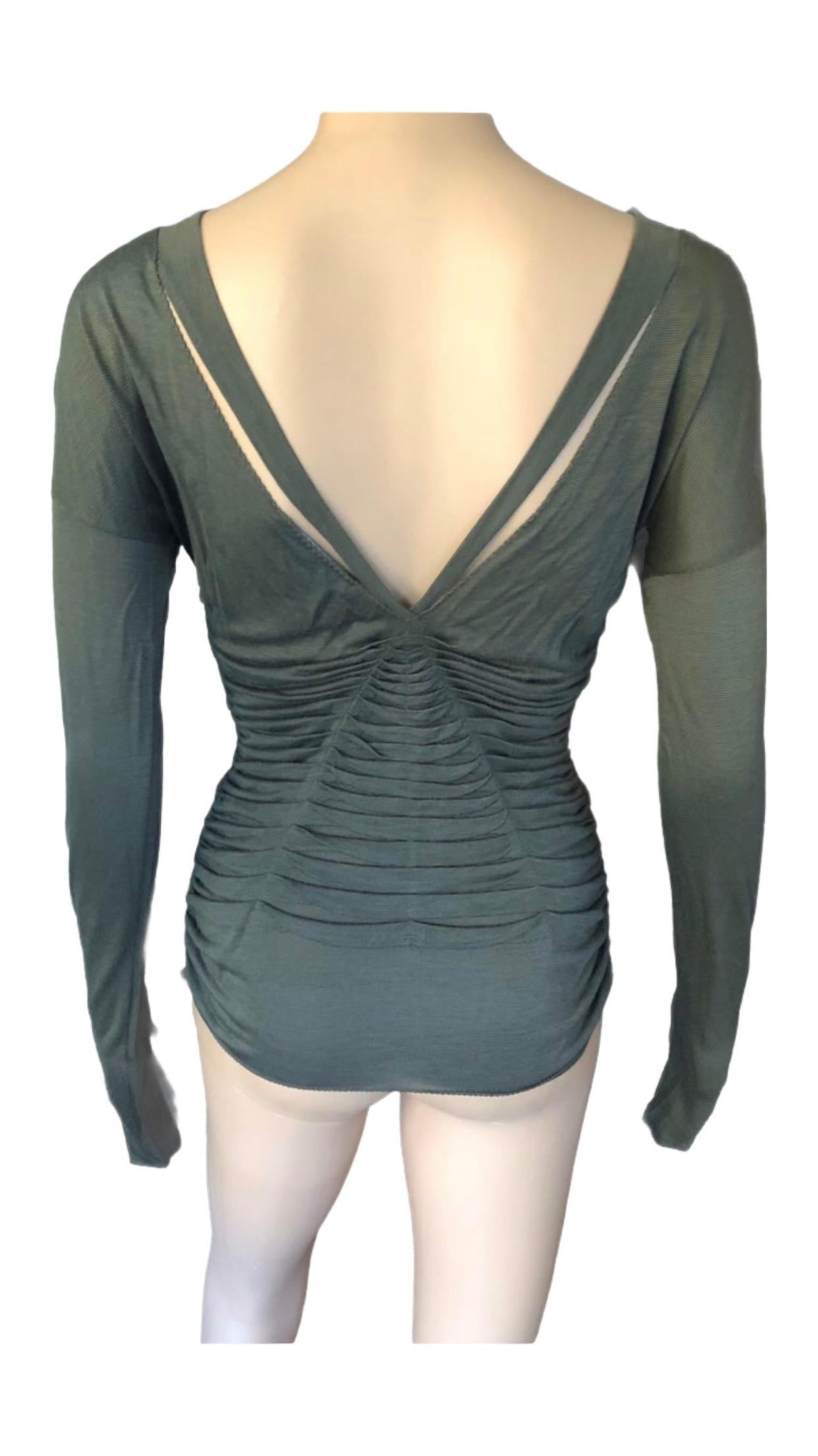 Gucci by Tom Ford S/S 2004 Plunging Ruched Long Sleeve Sweater Top  In Good Condition For Sale In Naples, FL