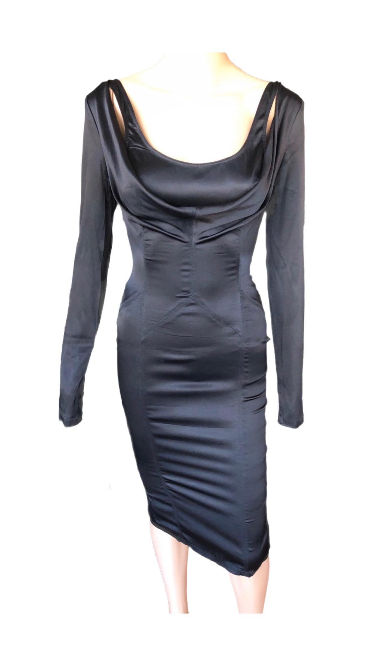 Tom Ford for Gucci F/W 2003 Cold Shoulder Silk Black Dress For Sale 5