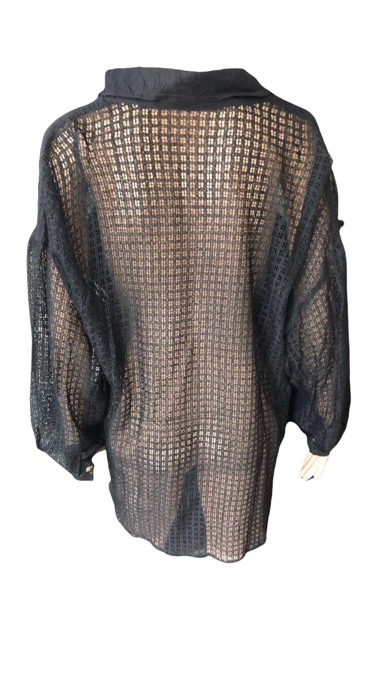 Gianni Versace c. 1990 Vintage Schwarzes Shirt-Bluse-Top aus durchsichtigem Seidennetz im Angebot 13