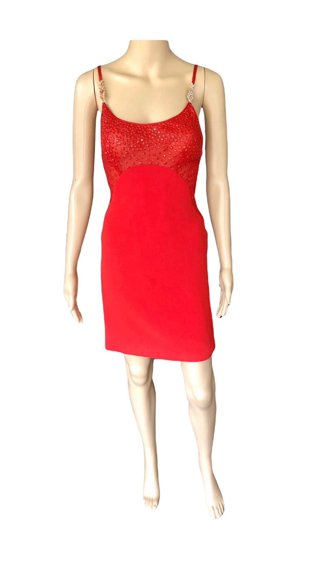 Gianni Versace H/W 1996 Laufsteg Vintage verziertes durchsichtiges rotes Abend-Minikleid  im Angebot 8