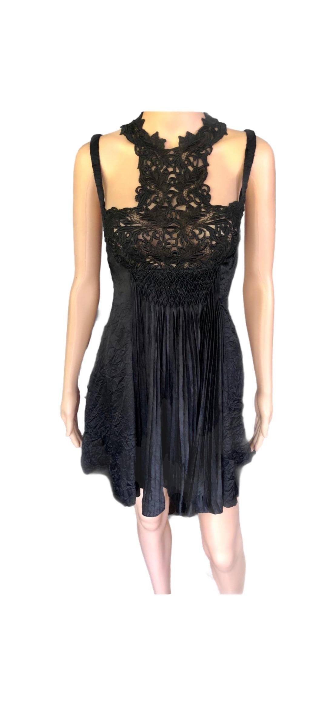 Gianni Versace S/S 1994 Runway Couture Vintage Crinkle Silk Lace Black Dress For Sale 4