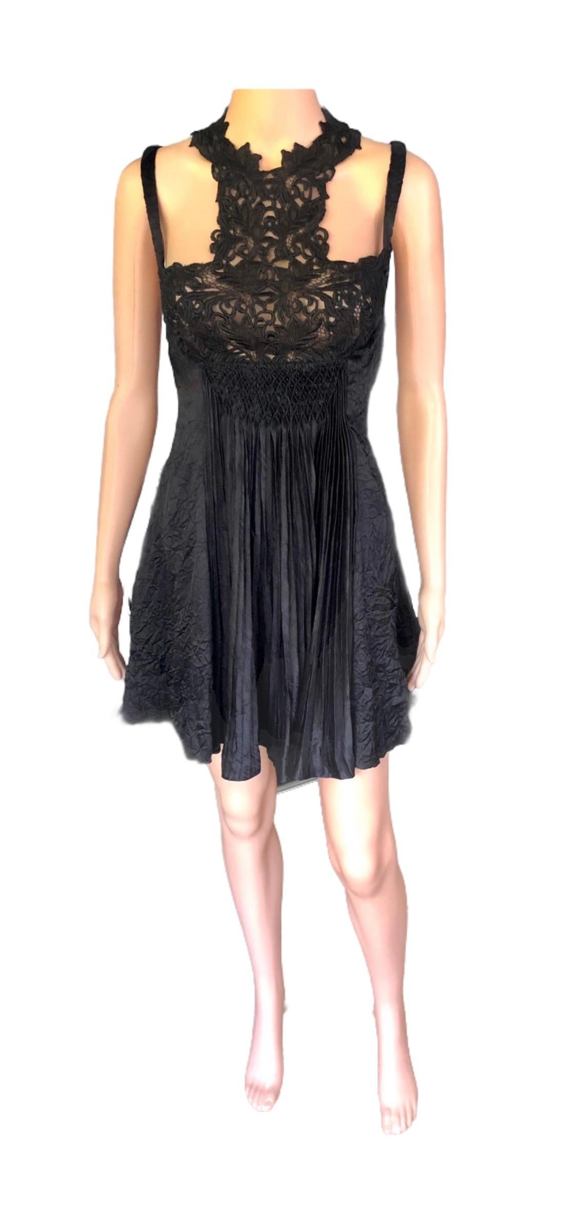 Gianni Versace S/S 1994 Runway Couture Vintage Crinkle Silk Lace Black Dress For Sale 6