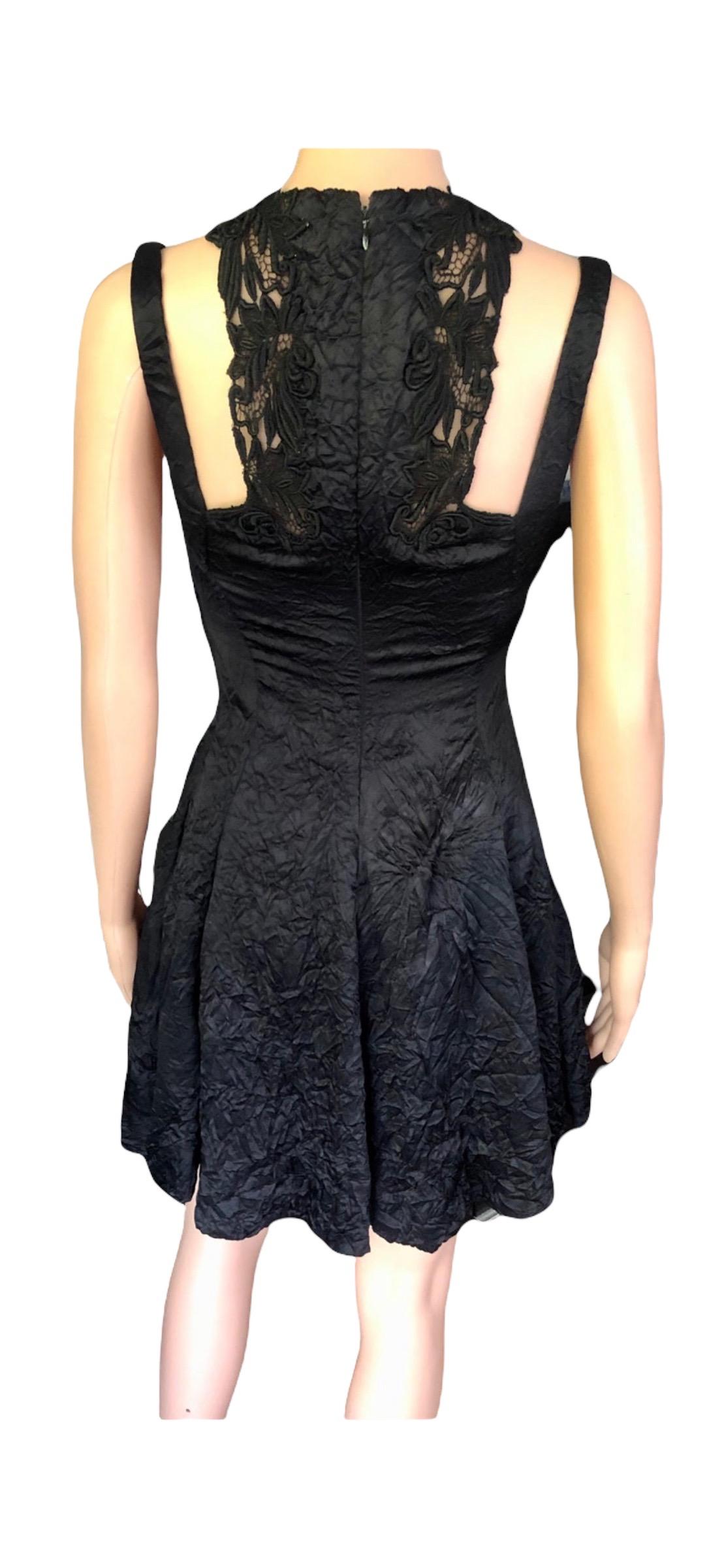 Gianni Versace S/S 1994 Runway Couture Vintage Crinkle Silk Lace Black Dress For Sale 10