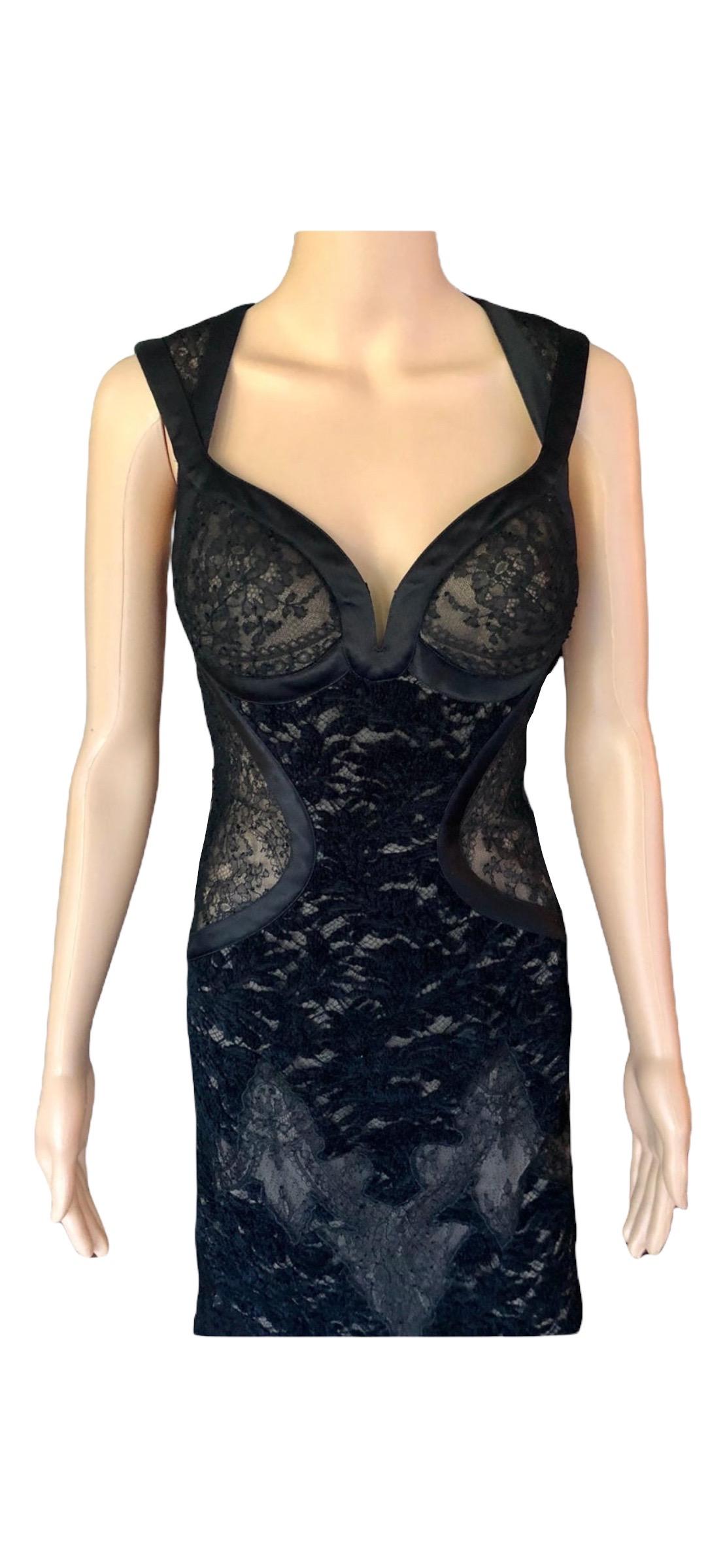 Versace F/W 2005 Runway Bustier Sheer Lace Open Back Black Evening Dress Gown  For Sale 11