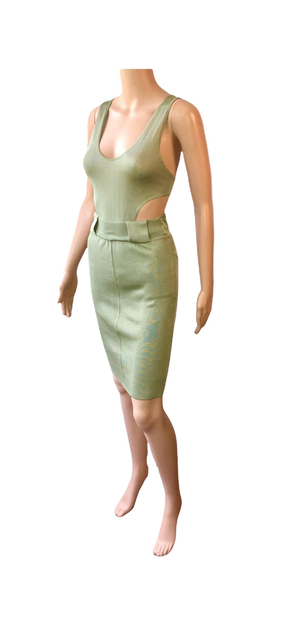 Azzedine Alaia S/S 1985 Vintage Plunged Cutout Bodycon Green Dress For Sale 7