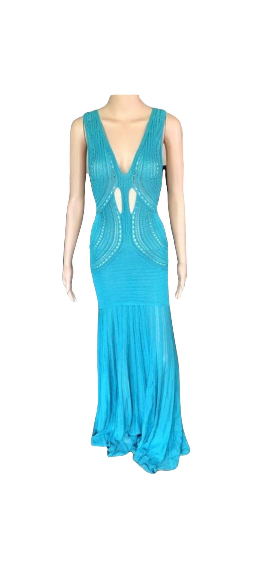 Roberto Cavalli Plunging Neckline Cutout Crochet Maxi Dress Gown  For Sale 5