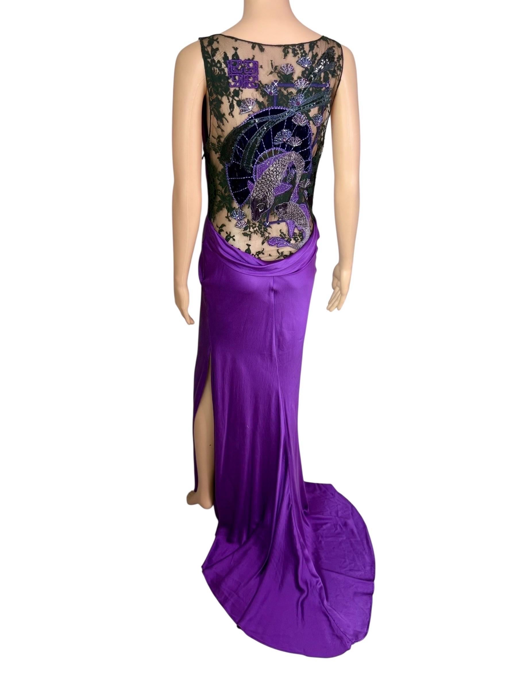 Roberto Cavalli F/W 2006 Laufsteg Verschönertes Hochgeschlitztes Lila Seiden Abendkleid im Angebot 2