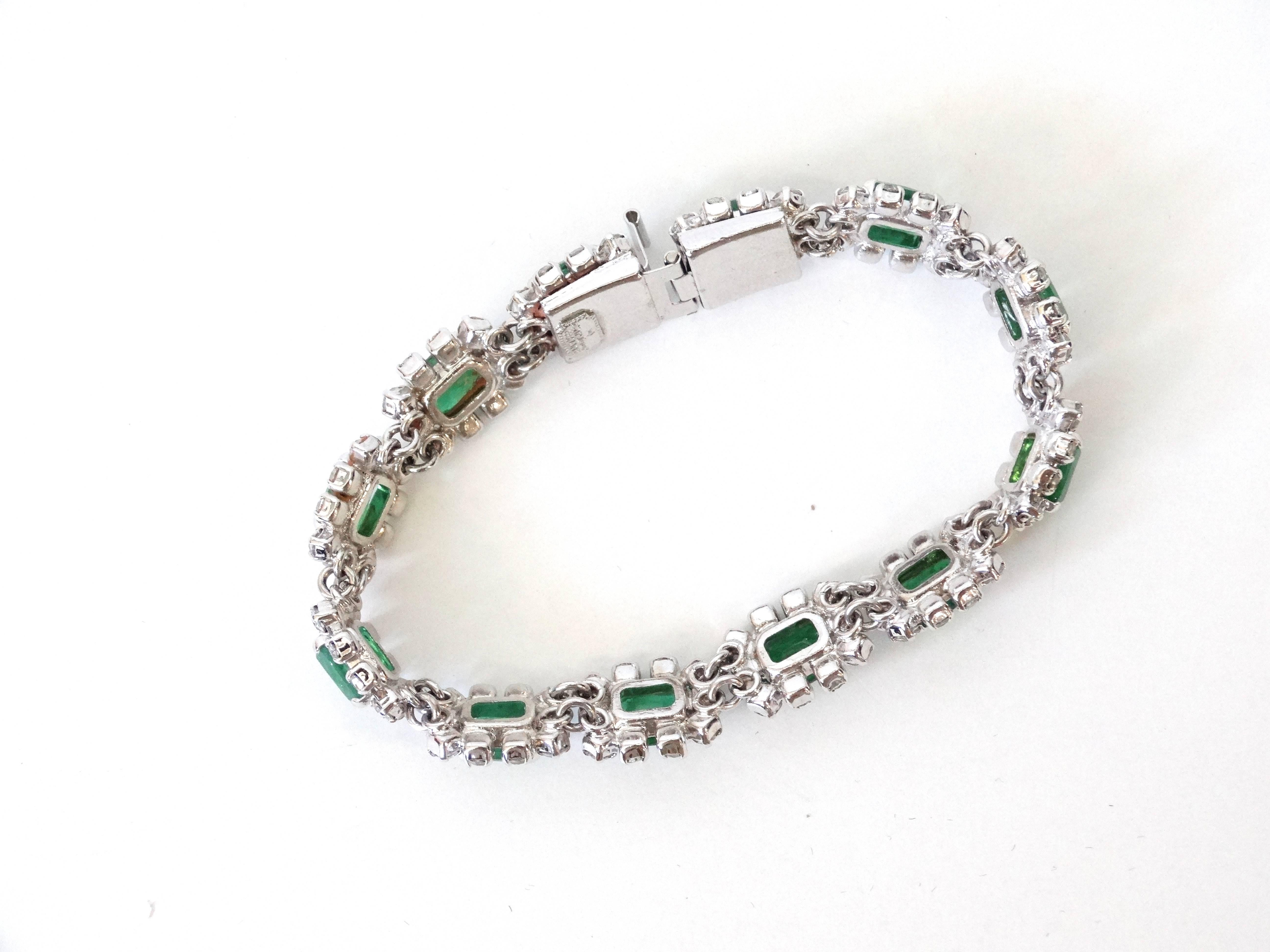 1960s Christian Dior Diamanté And Emerald Link Bracelet In Excellent Condition In Scottsdale, AZ