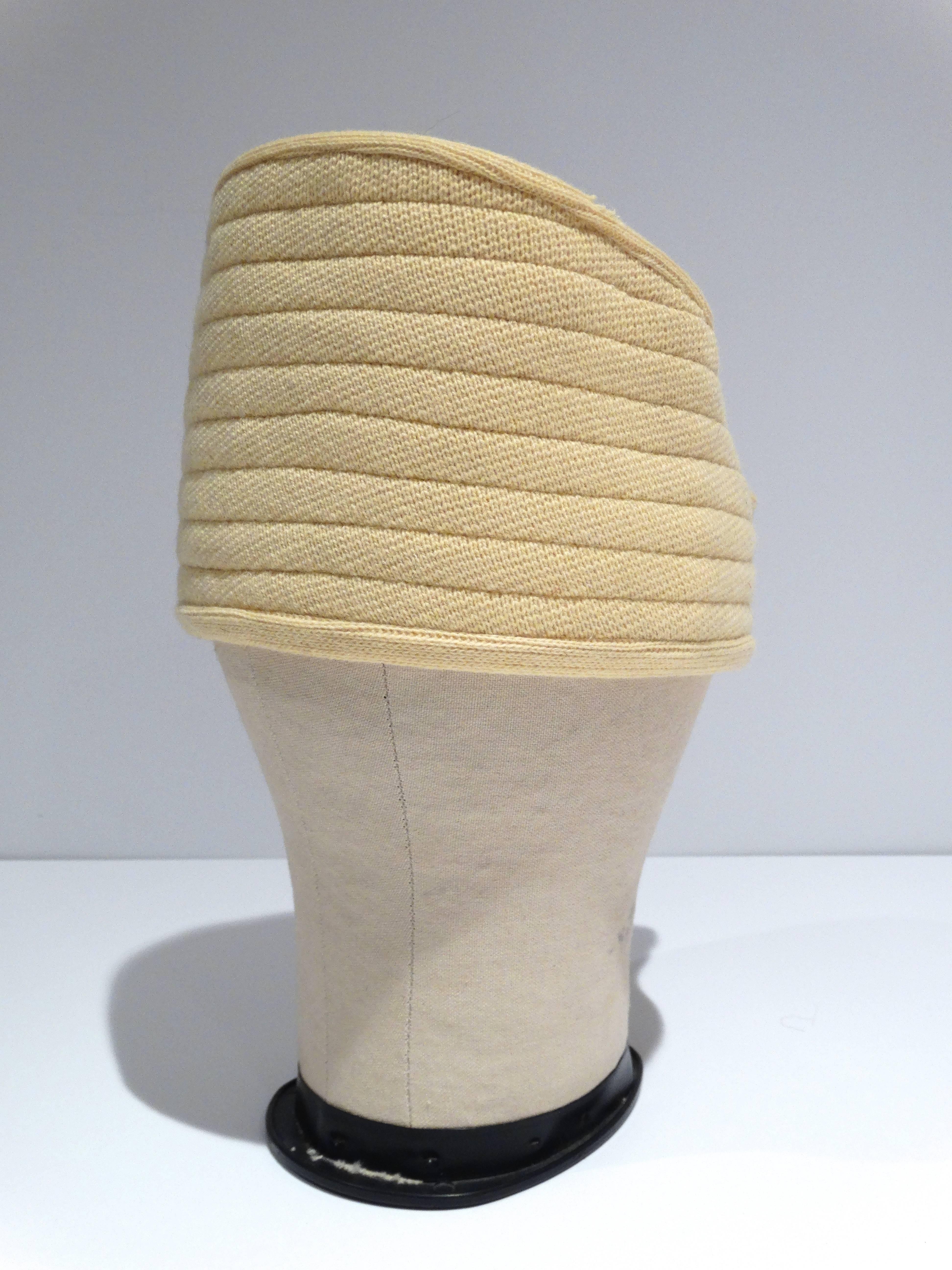 Sonia Rykiel - Chapeau en maille rare, années 1970  Bon état - En vente à Scottsdale, AZ