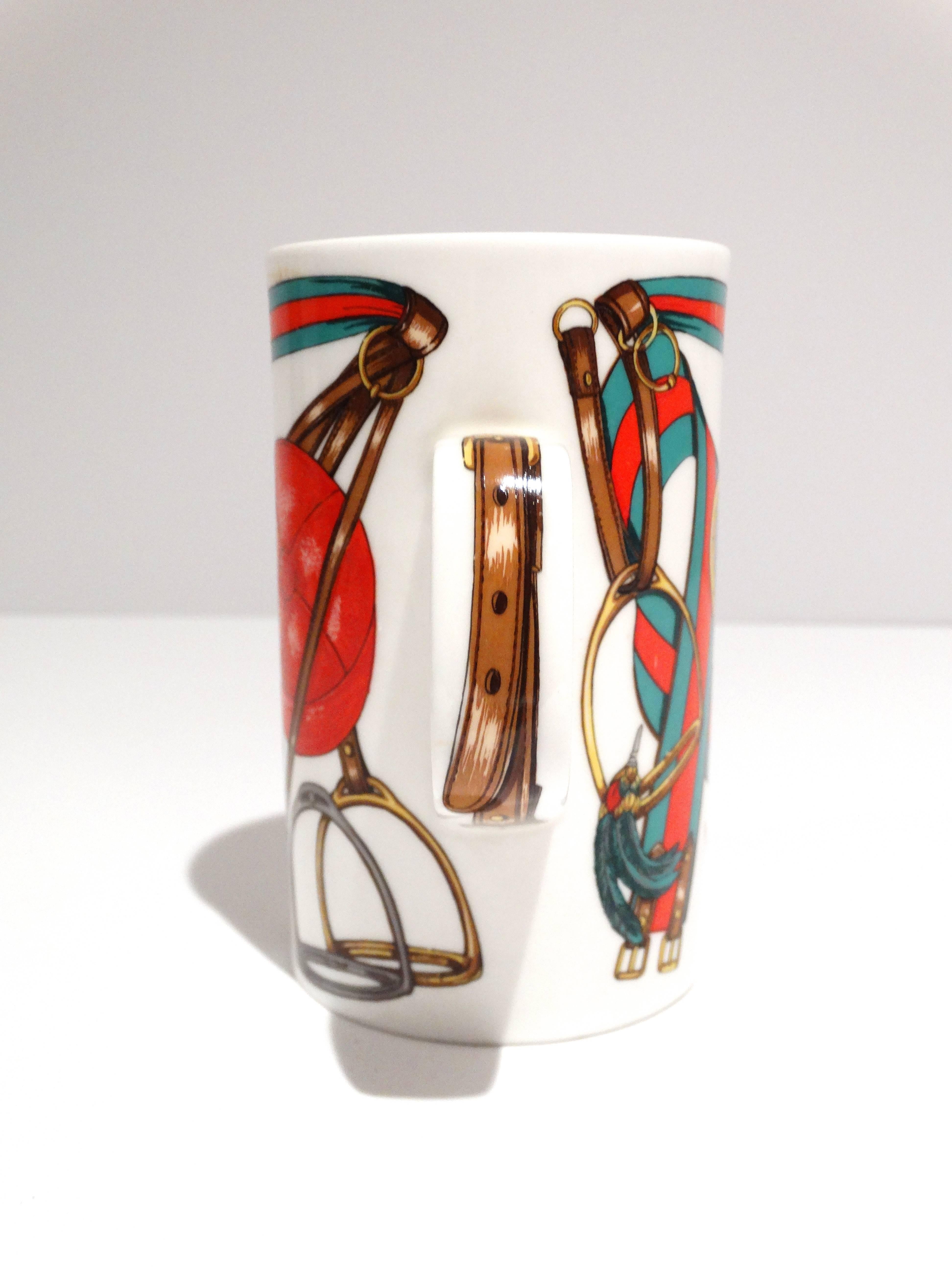 1980s Gucci Holiday Bone China Cup  In Excellent Condition In Scottsdale, AZ