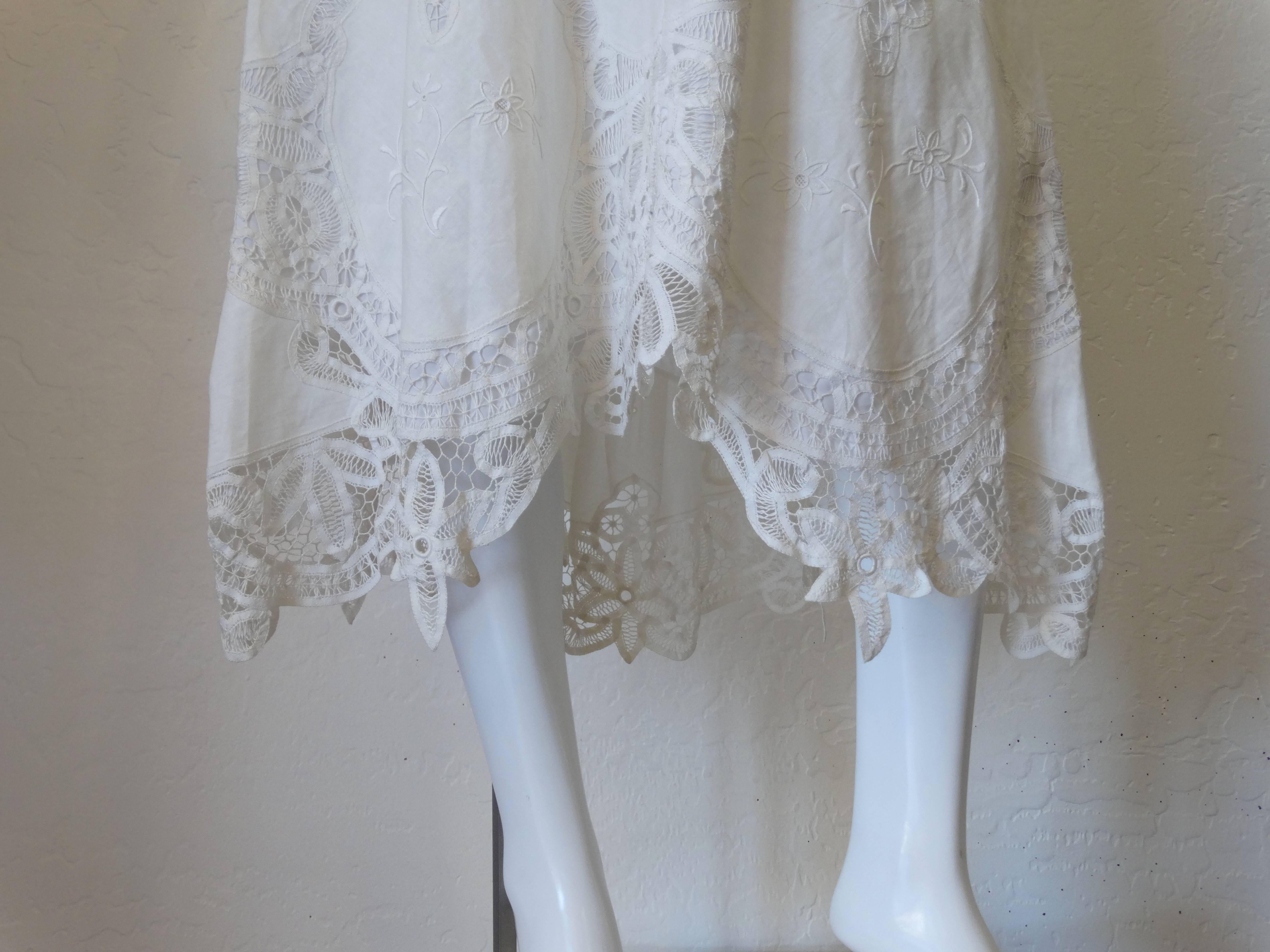 Gray Cream Lace Applique Handkerchief Dress, 1970s 