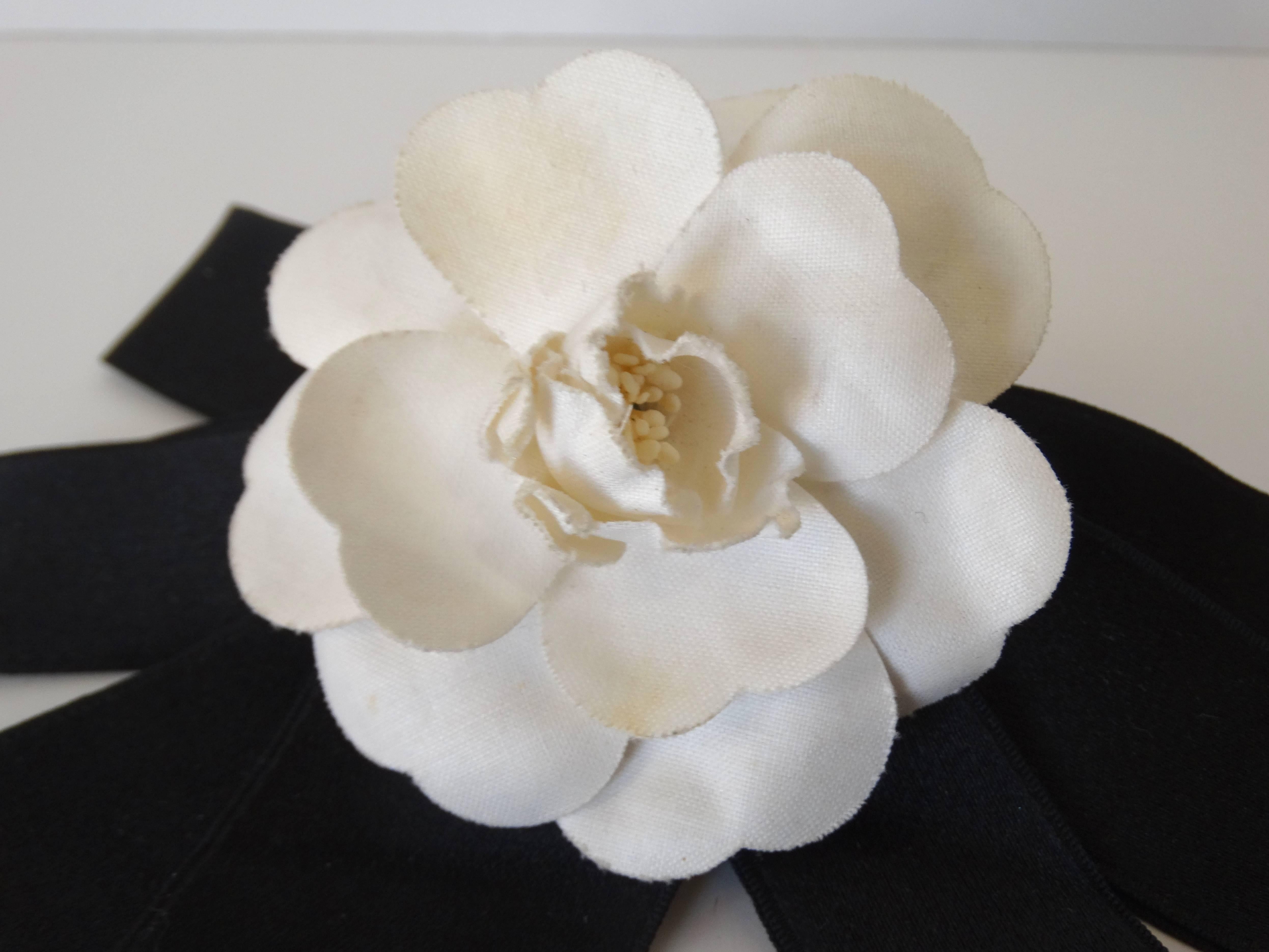 Black Classic 1980s Chanel White Camellia Flower Hair Barrette